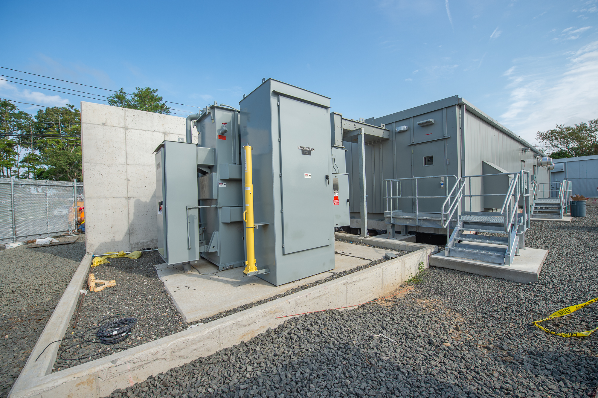 New York's moratorium connects AI compute growth to substations, transmission planning and who pays for grid upgrades. Image: Wikimedia Commons / Metropolitan Transportation Authority, CC BY 2.0.