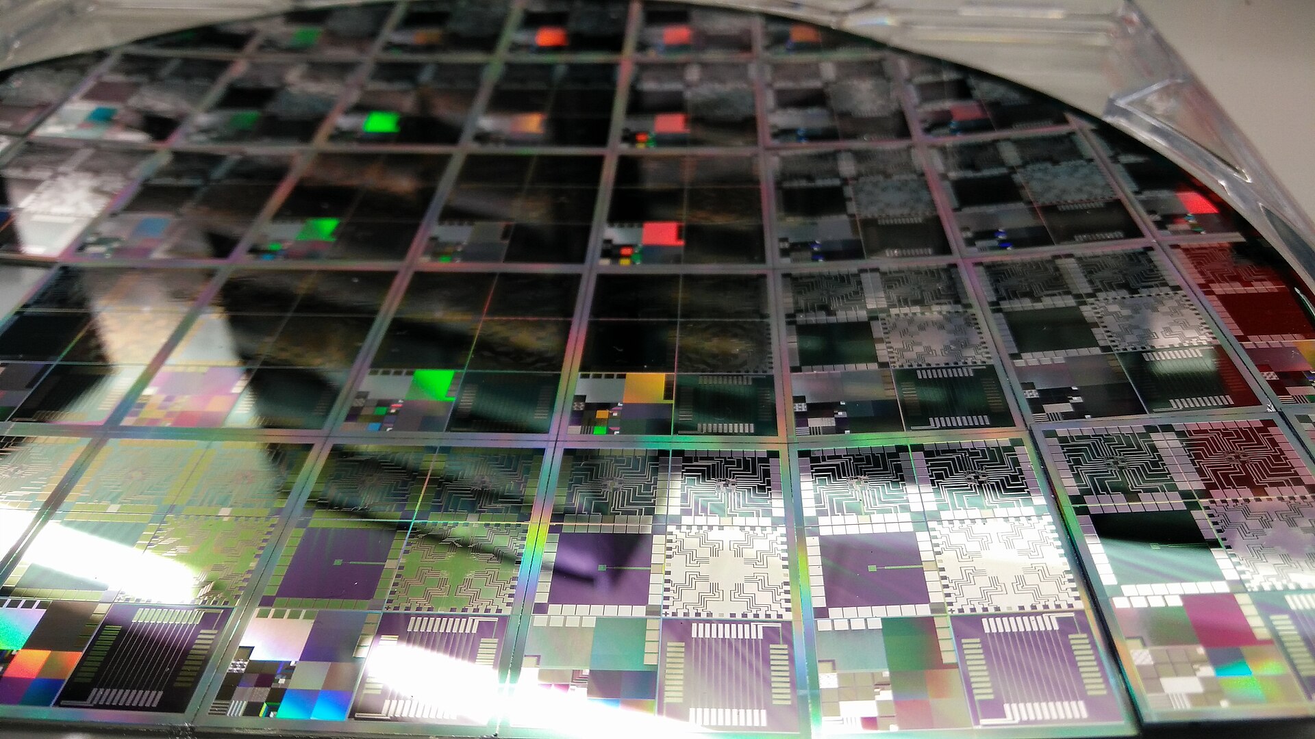Advanced AI hardware depends on manufacturing knowledge as well as factories and tools. Image: SUPERBASH_.