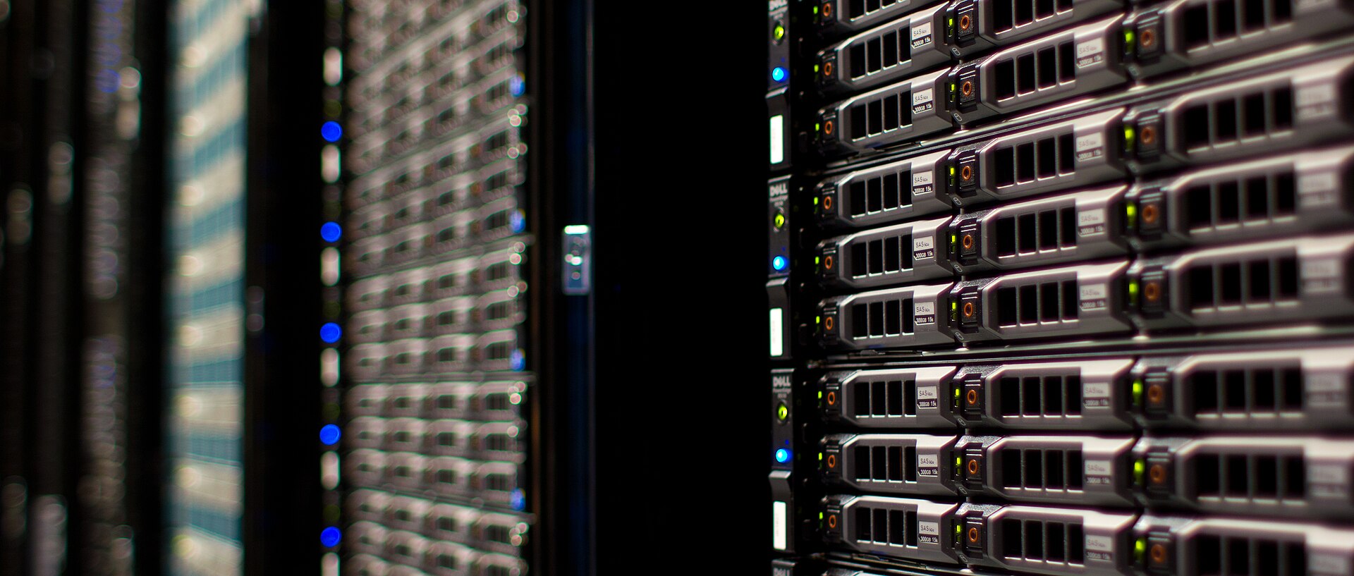 Emergency controls are technically easier for hosted systems than for copied weights, private deployments, or agent stacks spread across tools. Image: Wikimedia Commons / Victorgrigas, CC BY-SA 3.0.