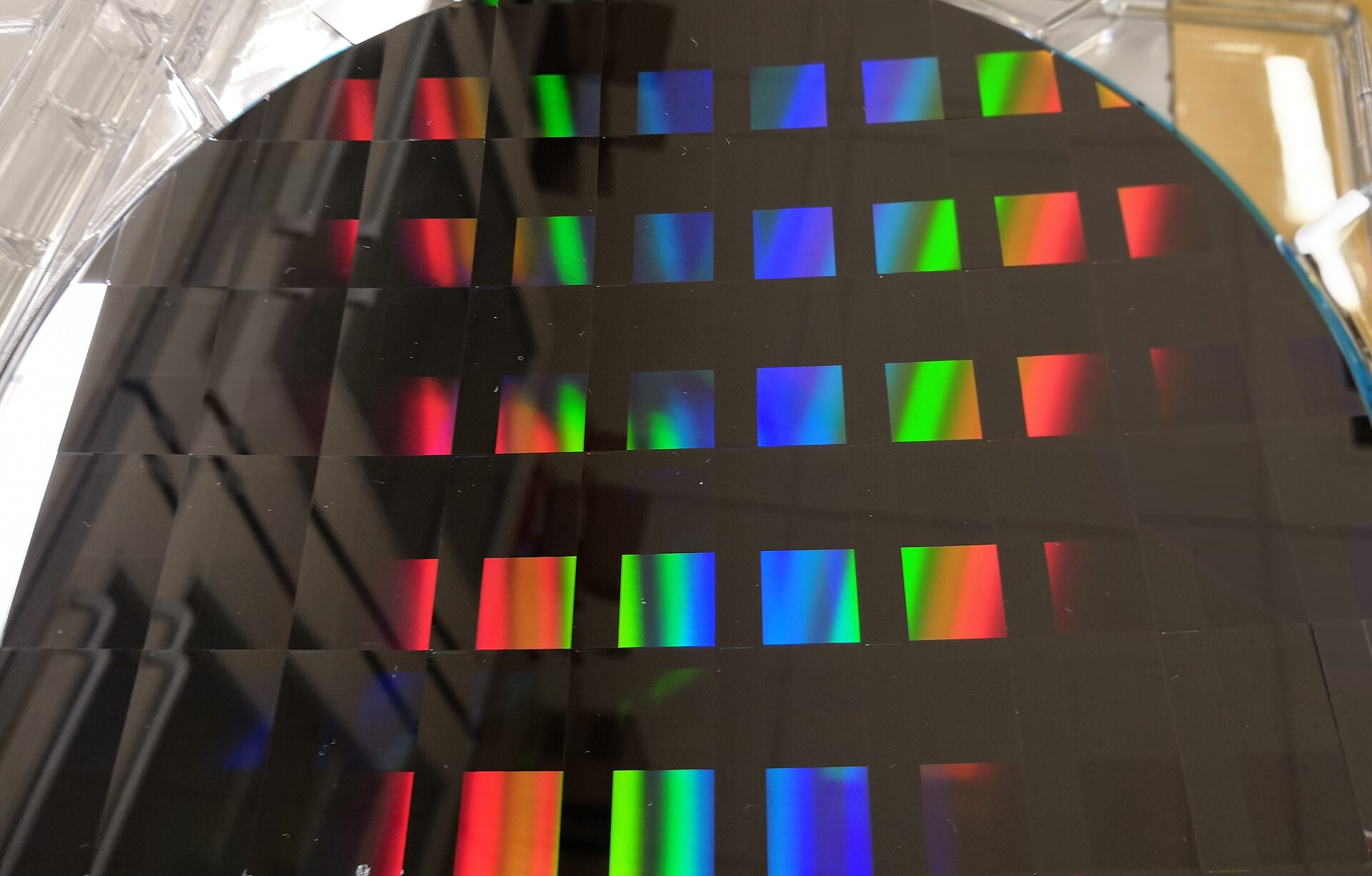A $400 Million Chip Bet Shows AI Capital Is Still Hunting For Manufacturing Leverage