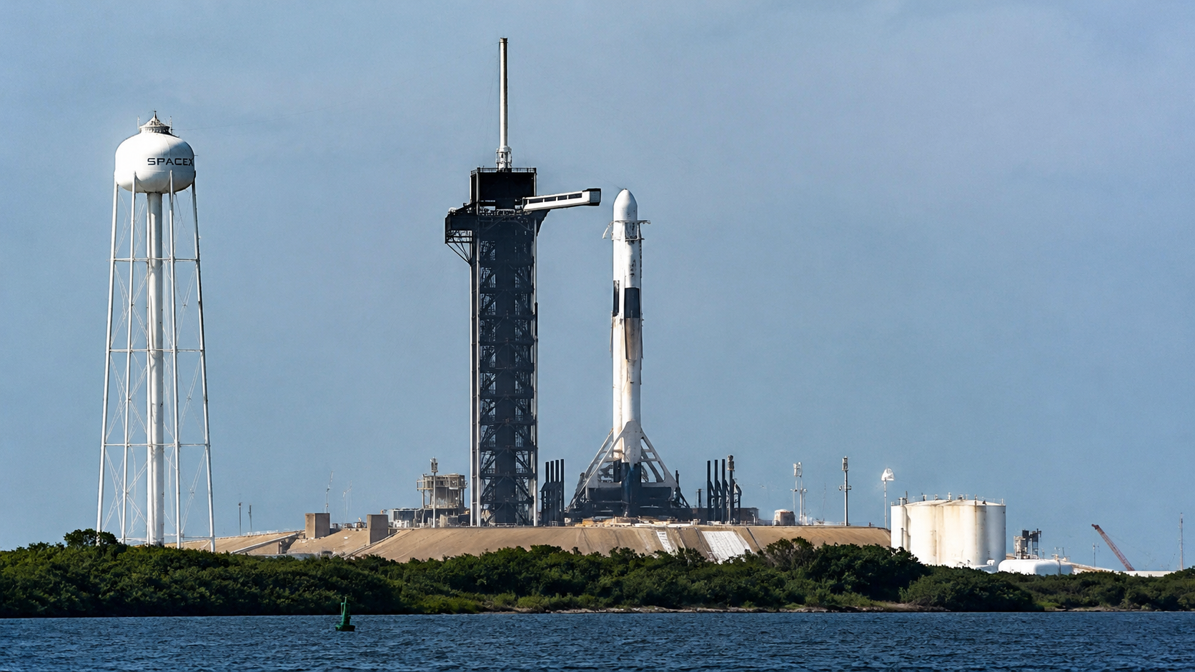 Technical rendering of orbital thermal management systems and radiation shielding concepts under development. Image: SUPERBASH_.