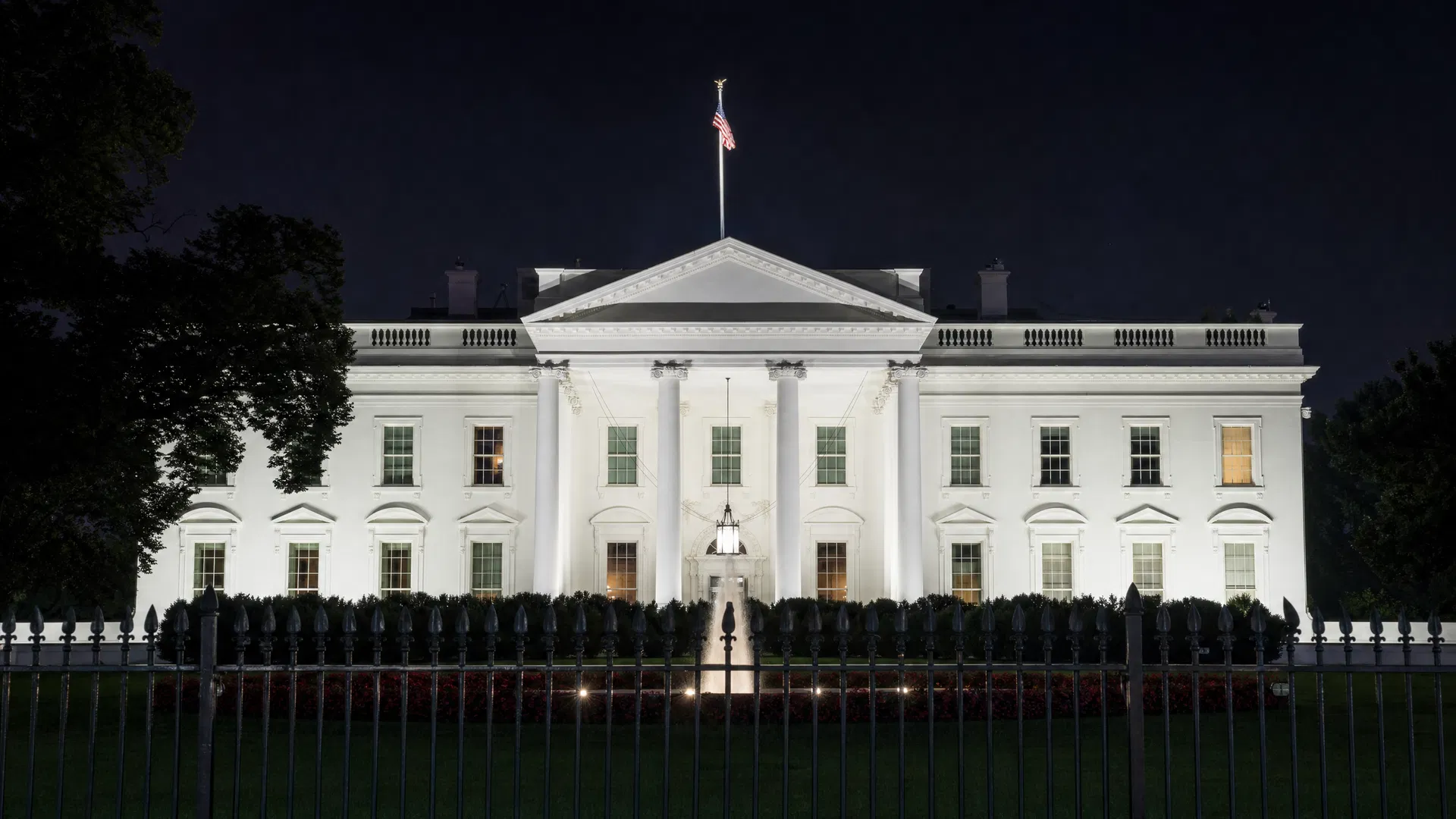 Trump Kills AI Executive Order Hours Before Signing—Tech Giants and Policy Hawks Intervene